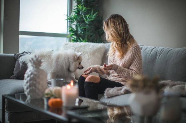 Pet sitter with dog